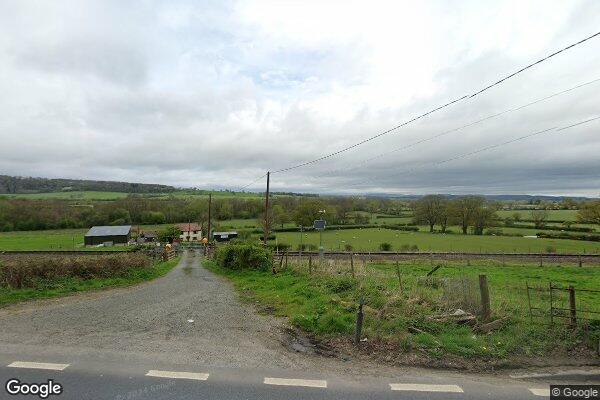 Smiths Footpath — street view