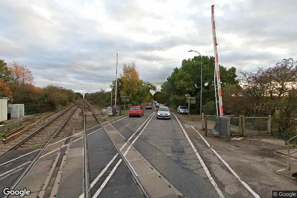HOLTON LE MOOR — street view