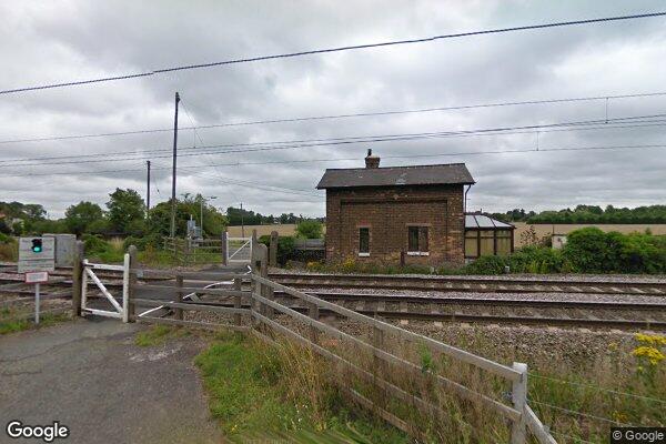 EAVES LANE β street view