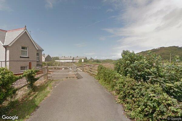 Waynes — street view