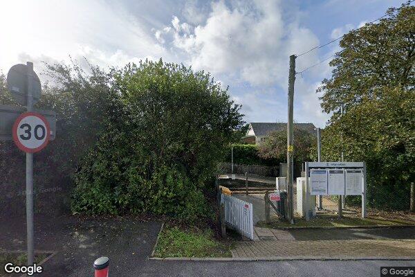 Roche Stn β street view