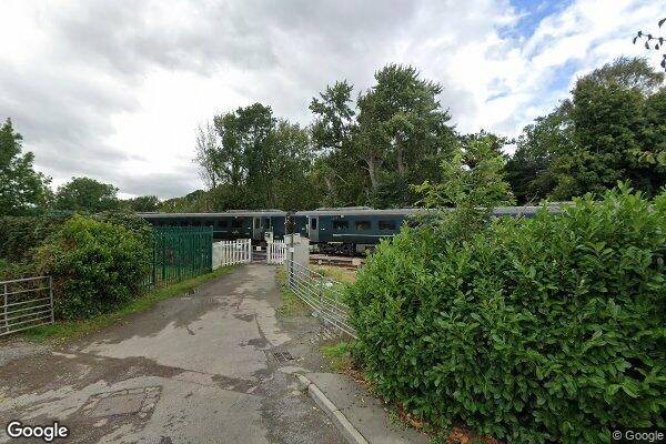 Haresfield β street view