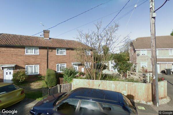 Church Path FP No.41 β street view