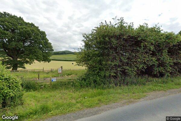 Brooches — street view