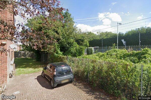 Stanford Le Hope — street view