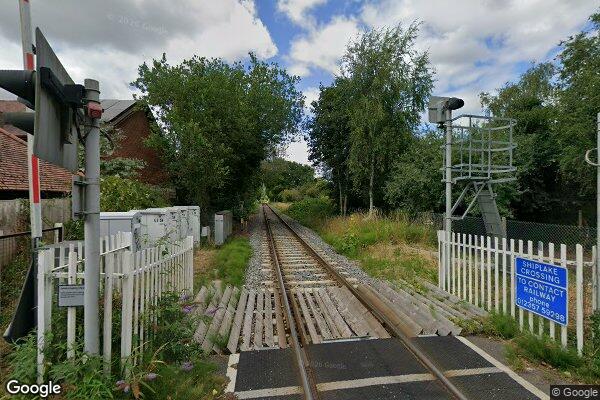 Shiplake — street view
